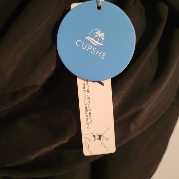 Cupshe one piece swimsuit size 3X, black, timeless, flattering, vacation, New - Picture 5 of 7